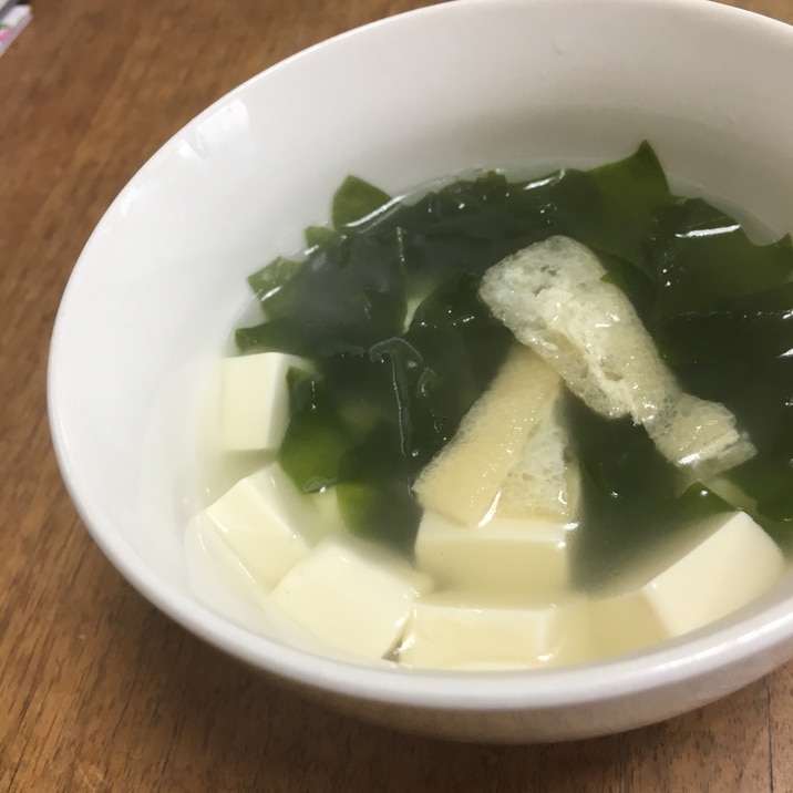 豆腐とわかめのおすまし